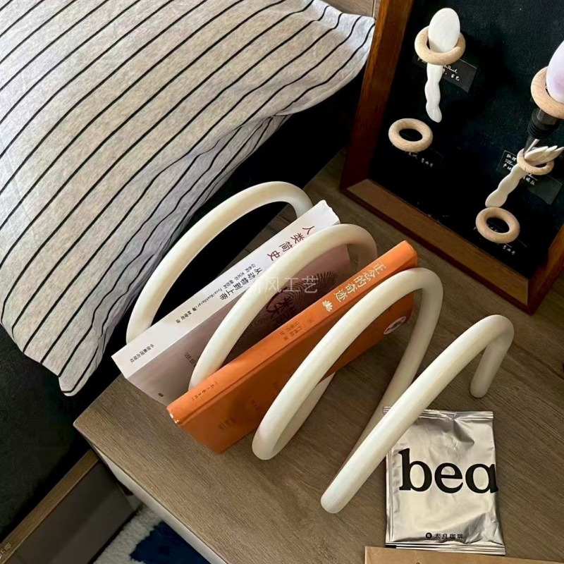 창의적인 미니멀리스트 금속 잡지 꽂이 데스크탑 책 전시 - Home Decor Magazine 리뷰 및 가격